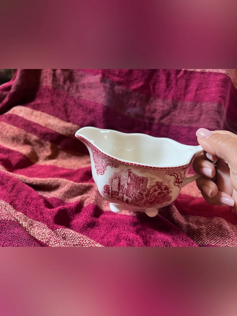 Johnson Brothers Old Britain Castles Gravy Bowl - Picture 2 of 5